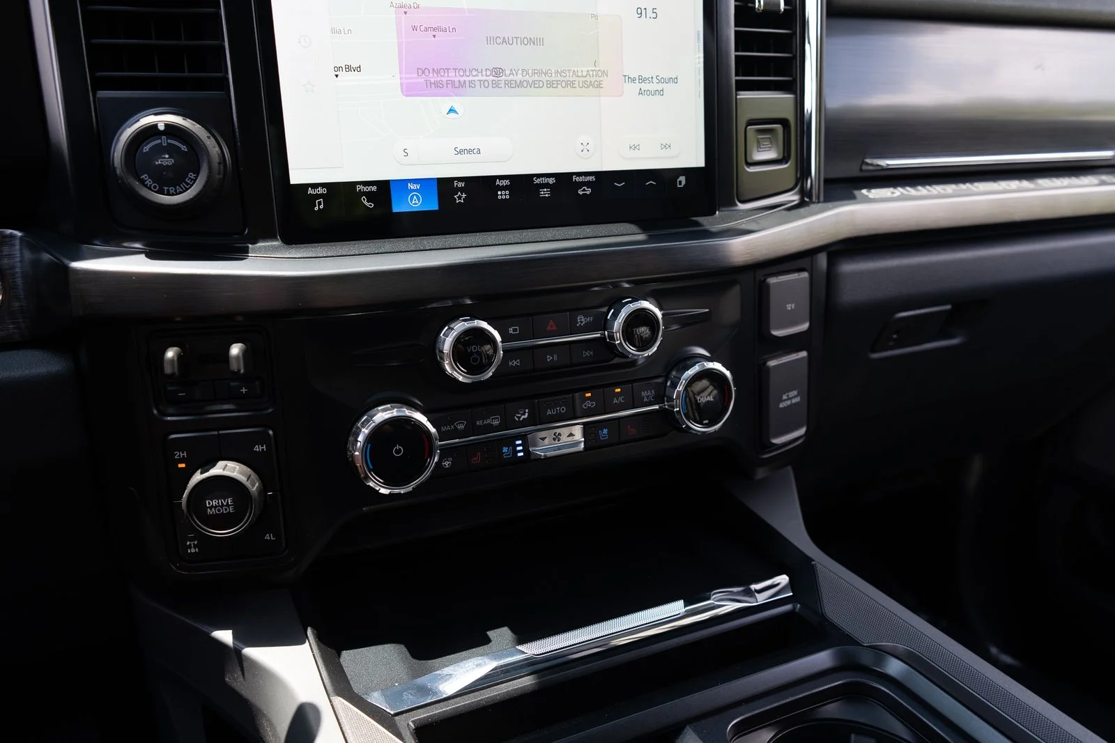 New 2026 Agate Black Metallic Ford F-250® Lariat® image 40