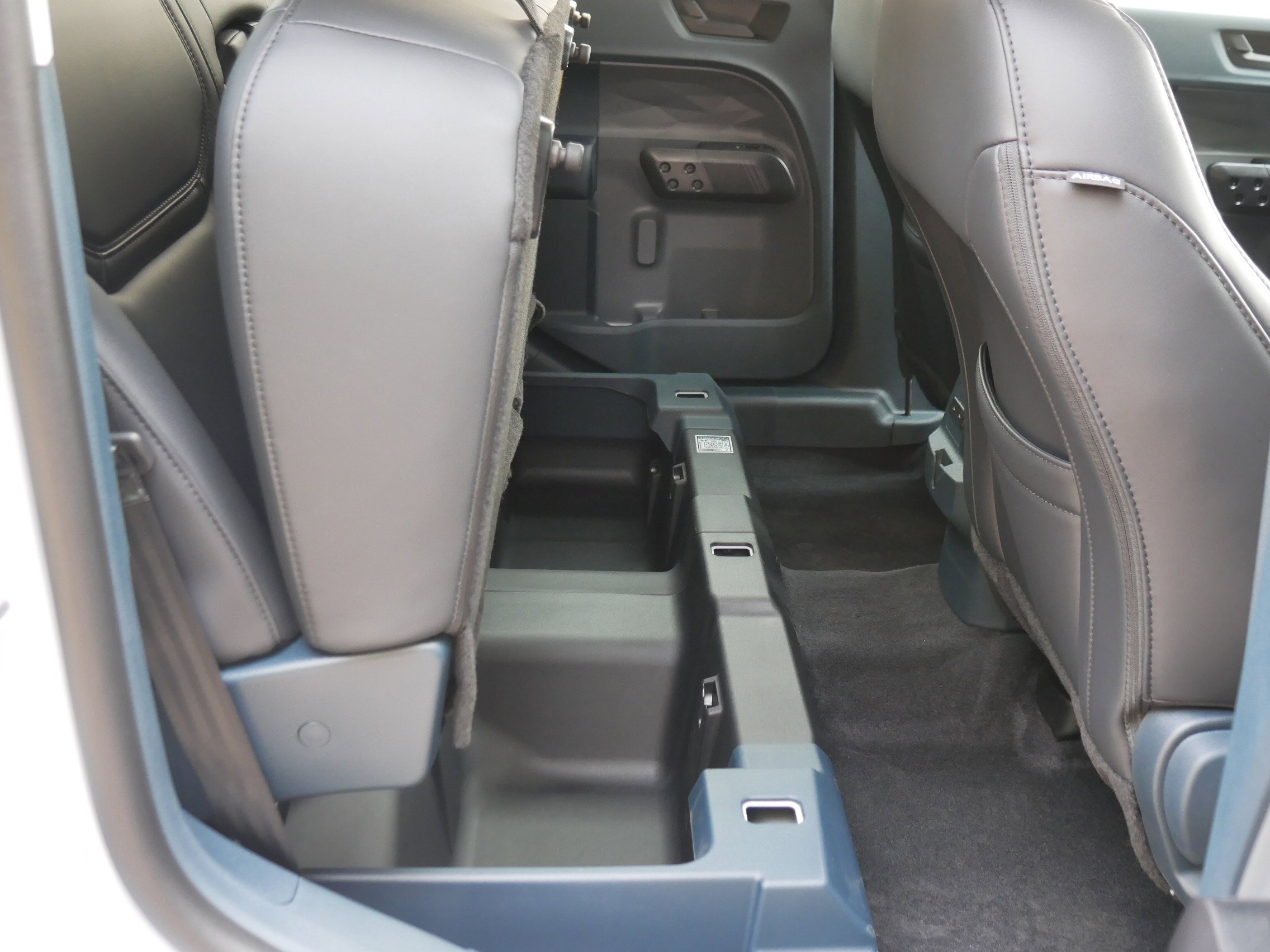 New 2025 Space White Metallic Ford Lariat® image 29