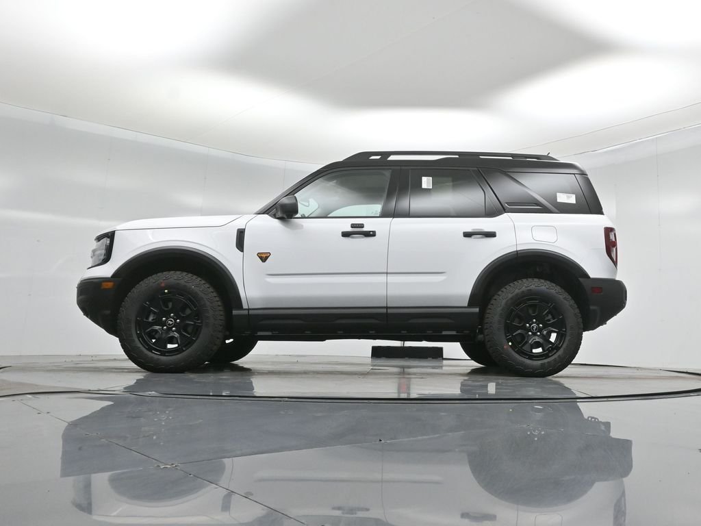 New 2026 Oxford White Ford Badlands image 7