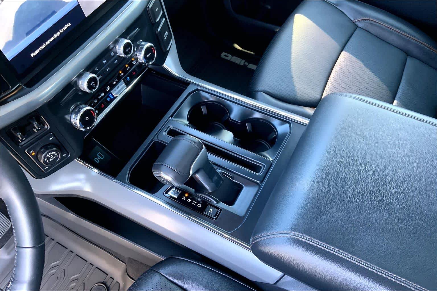 Used 2024 Carbonized Gray Metallic Ford LARIAT image 15