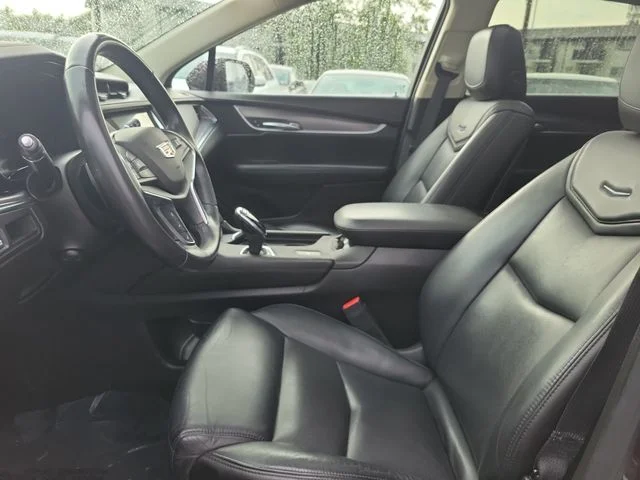 Used 2018 Red Cadillac Luxury image 19