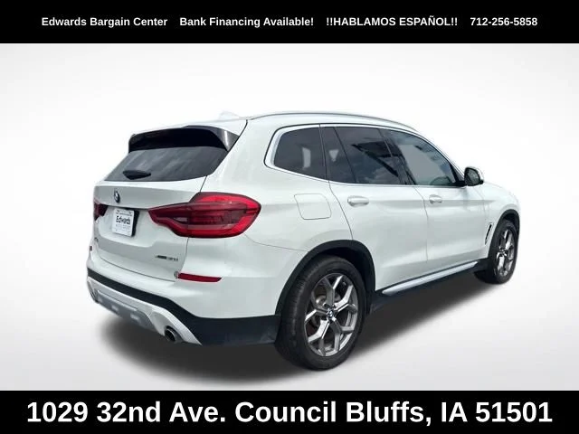 Used 2021 White BMW xDrive30i image 7