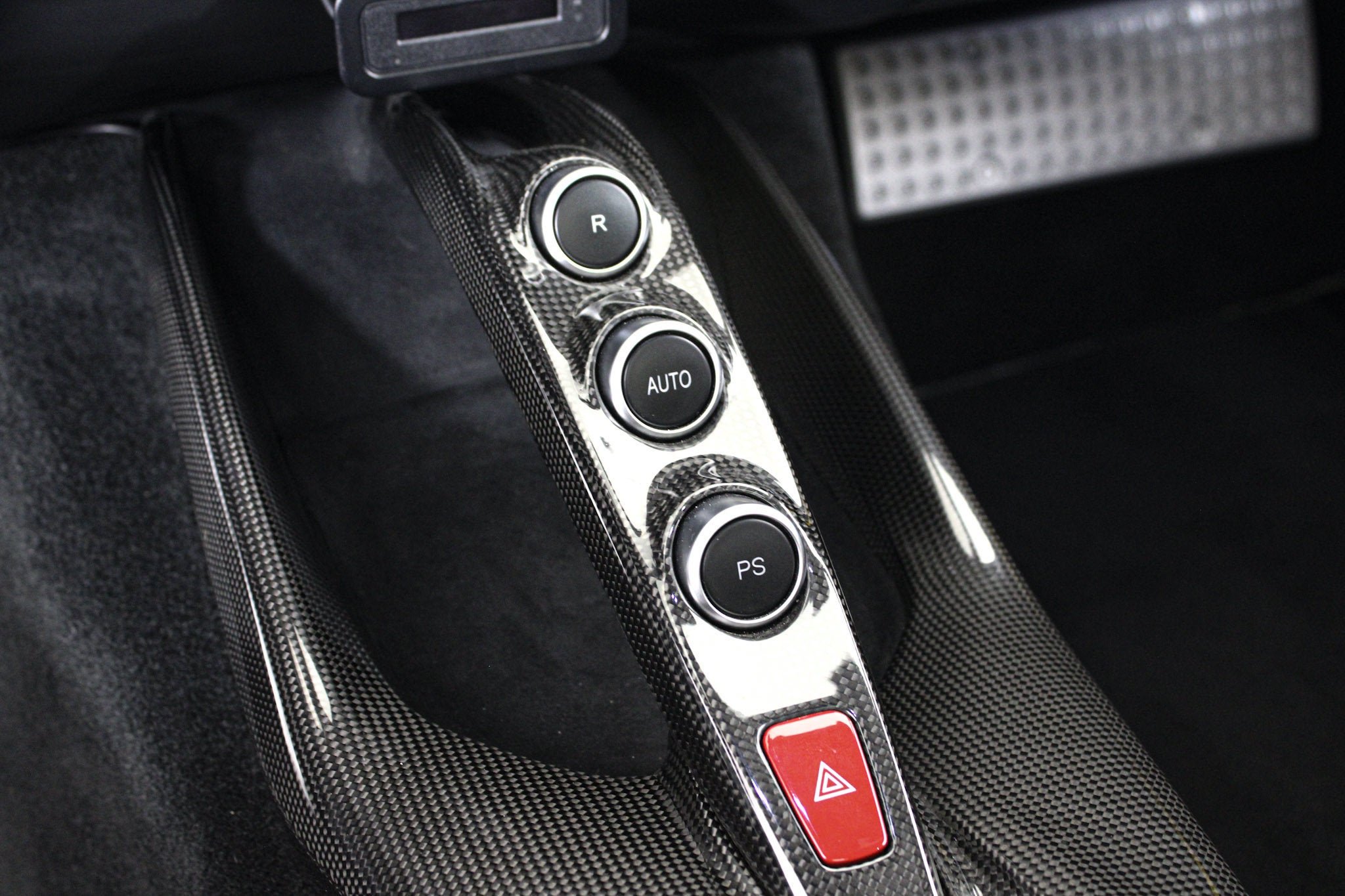 Used 2019 Extra Sample Ferrari  image 35