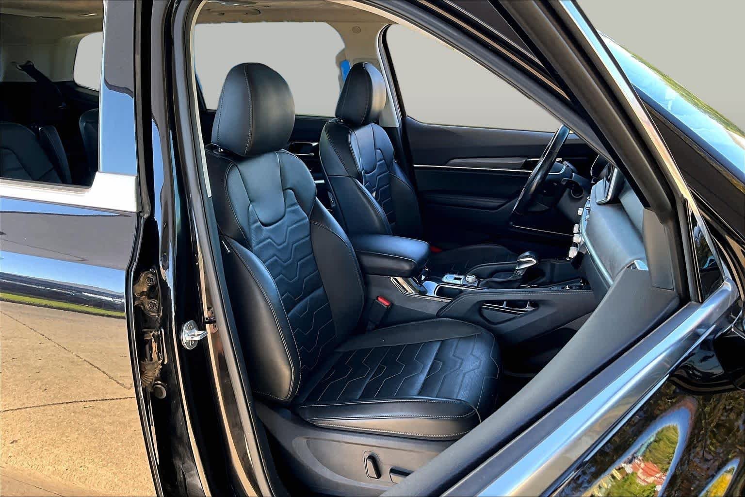 Used 2021 Black Copper Kia SX image 9