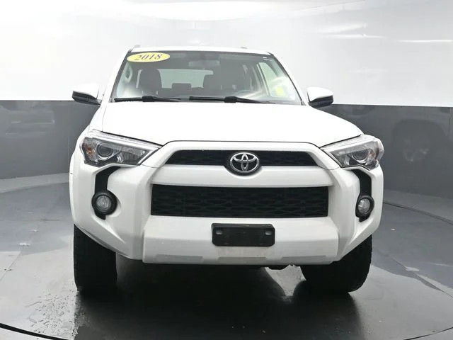 Used 2018 White Toyota SR5 image 2