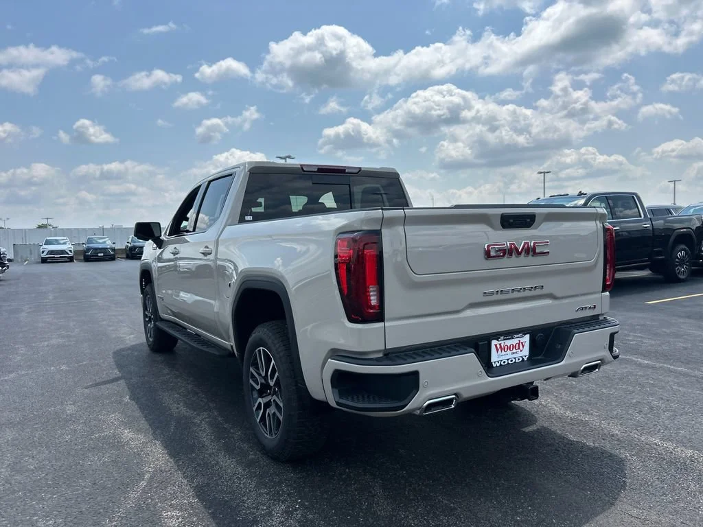 2026 GMC Sierra 1500 AT4 - Photo 8