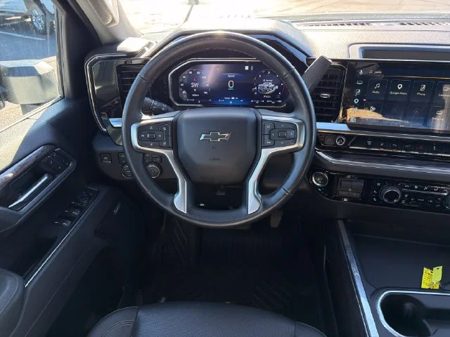 Used 2026 Summit White Chevrolet LTZ image 32