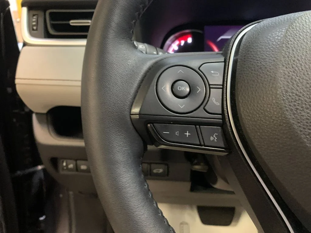 Used 2024 Gray Toyota XLE Premium image 28