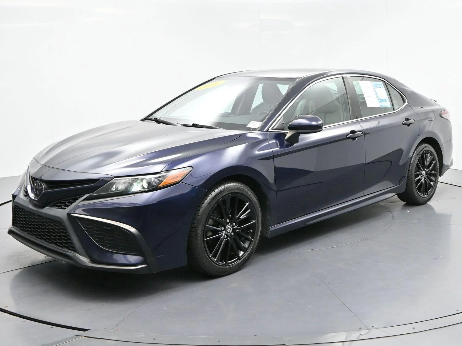 Used 2021 Blueprint Toyota SE image 3