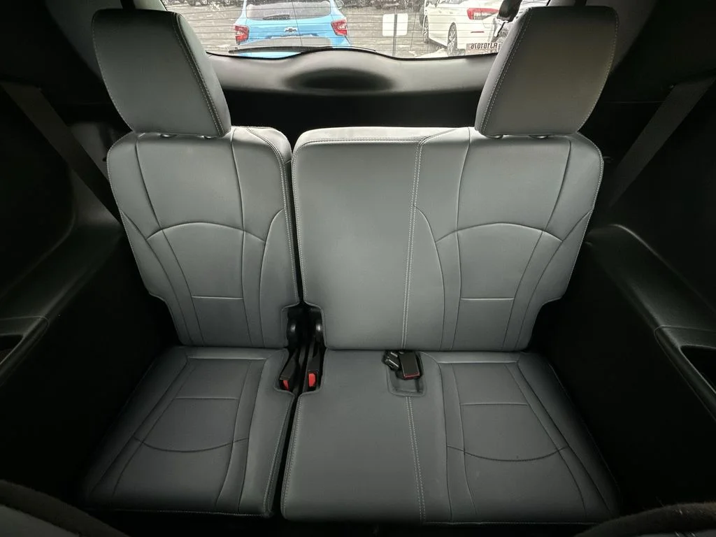 Certified Used 2024 Gray Buick Essence image 22