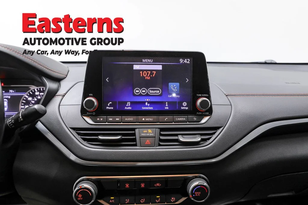 Used 2022 Gray Nissan 2.5 SR image 12