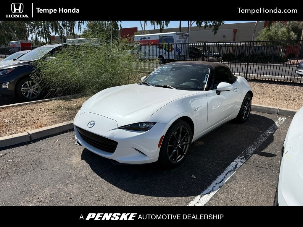 2019 Mazda MX-5 Miata Grand Touring's photo