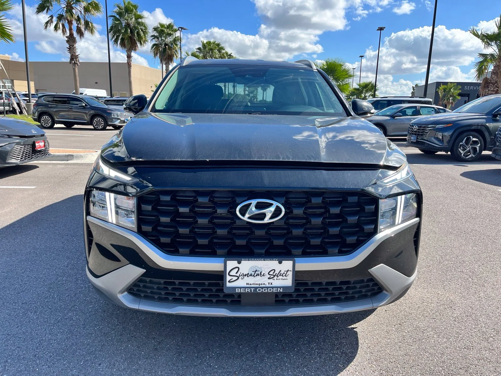 Used 2023 Black Hyundai SEL image 2