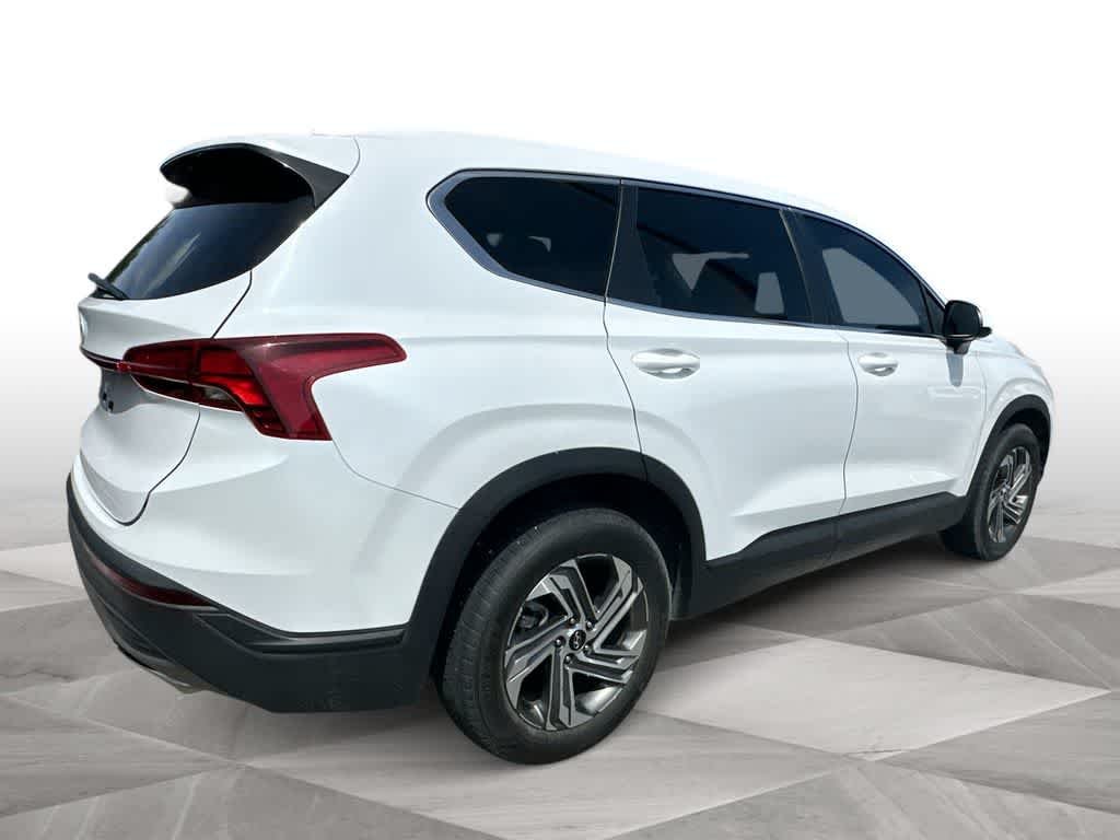 Used 2021 Quartz White Hyundai SE image 8