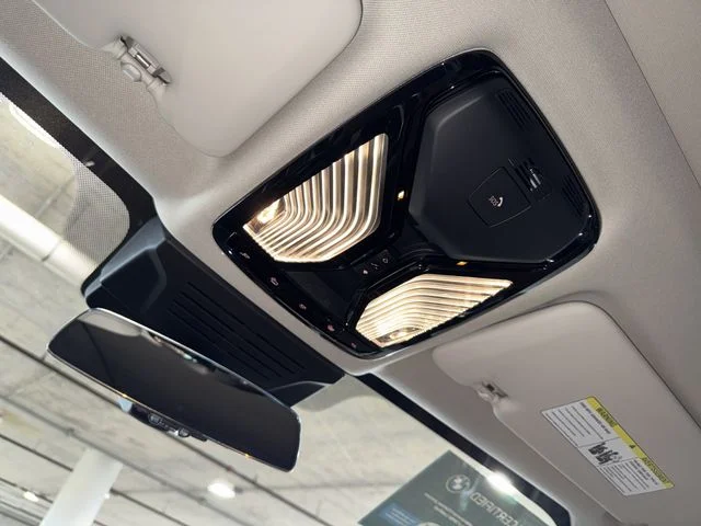 2026 BMW X7 40i - Photo 32