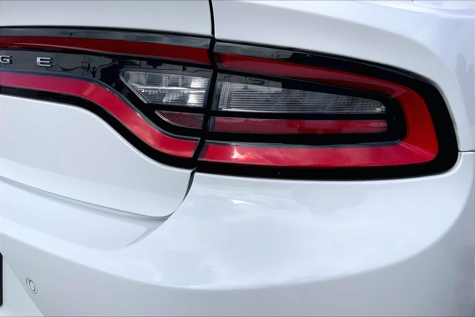 Used 2021 White Knuckle Clearcoat Dodge SXT image 30