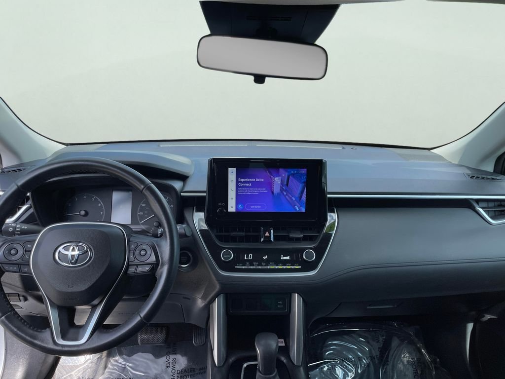 Used 2023 Silver Toyota LE image 17