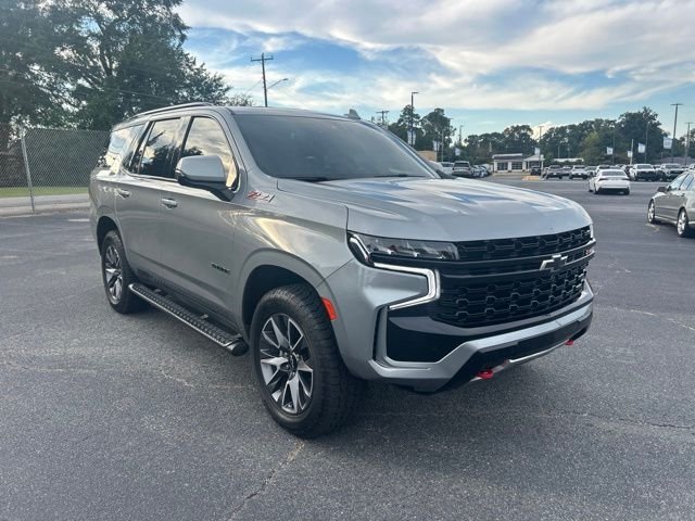 Used 2023 Gray Chevrolet Z71 image 6