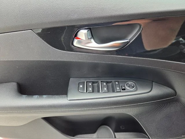 Certified Used 2021 White Kia GT-Line image 20