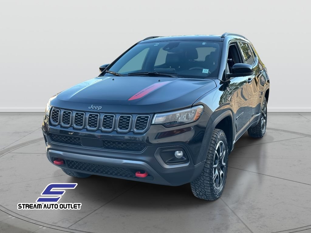 2024 Jeep Compass Trailhawk photo 3
