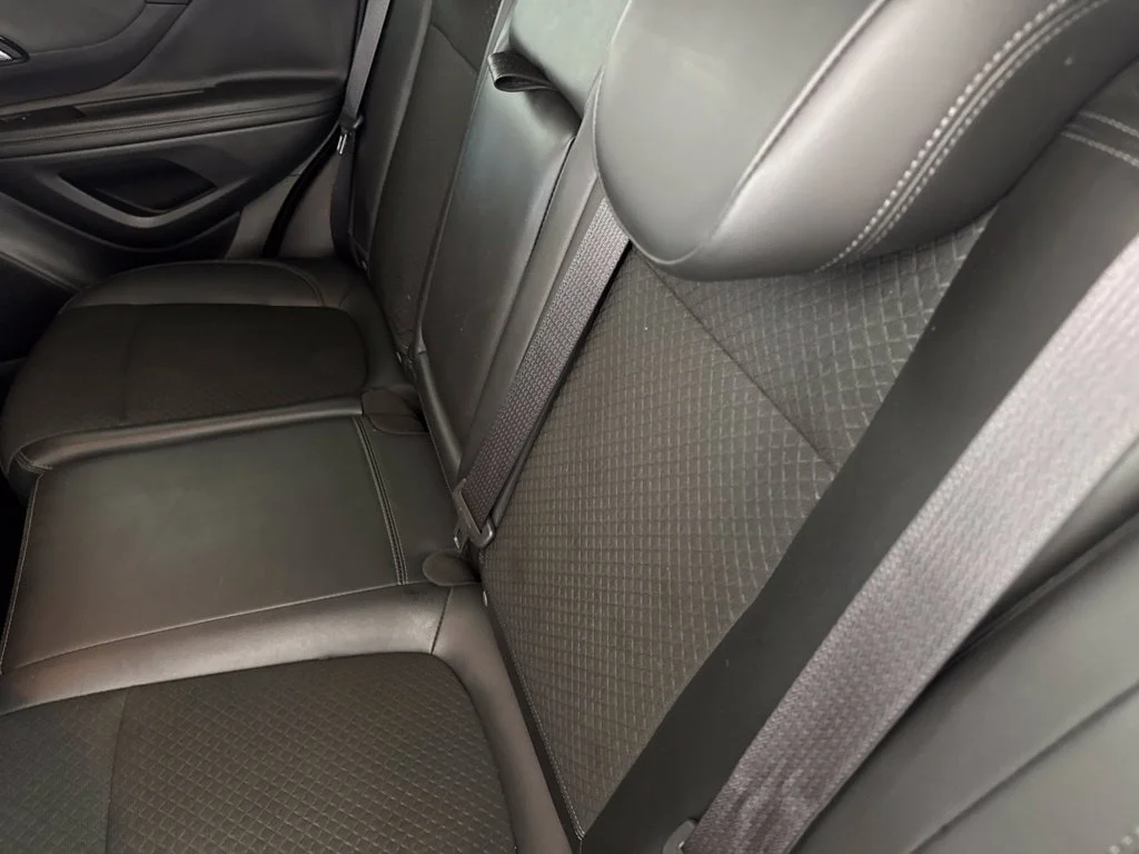 Used 2018 Silver Buick Preferred image 27