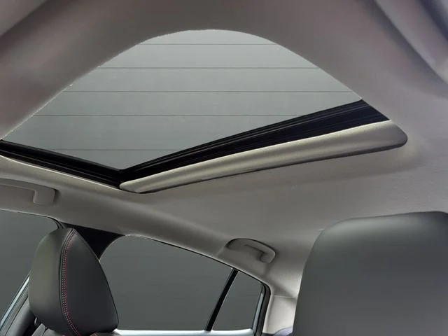 New 2026 Atlantic Gray Metallic / Super Black Two-tone Nissan SR image 18