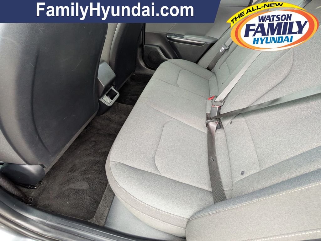 Used 2025 Gray Kia LXS image 18