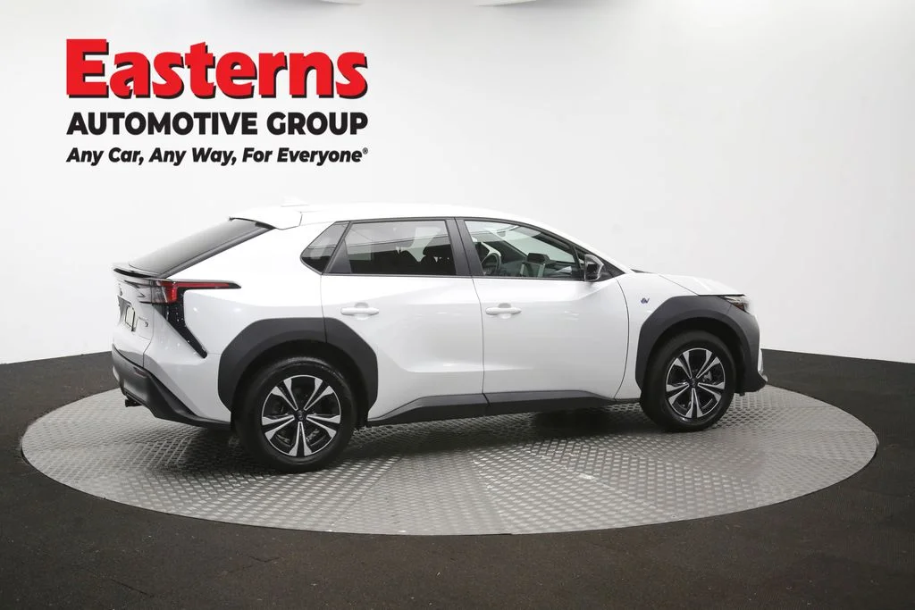 Used 2023 White Subaru Premium image 41
