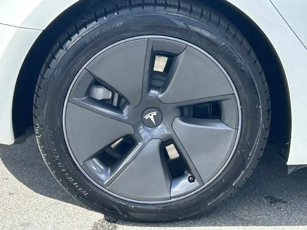 Used 2023 Pearl White Multi-Coat Tesla Base image 7