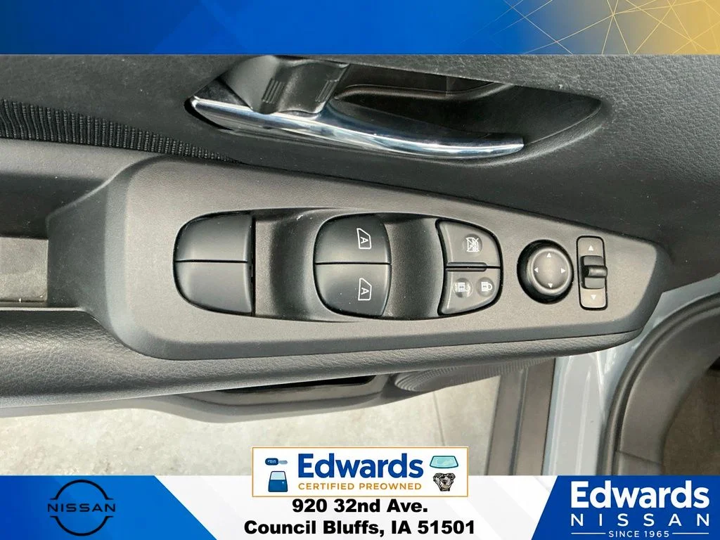 Used 2024 Gray Nissan SV image 20
