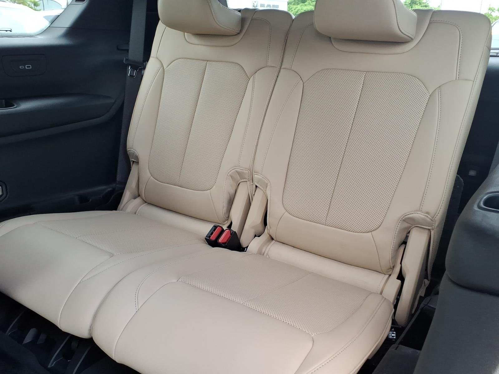 Certified Used 2023 Black Jeep Limited image 18