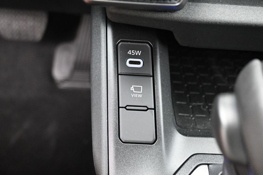 Used 2026  Toyota Woodland image 25