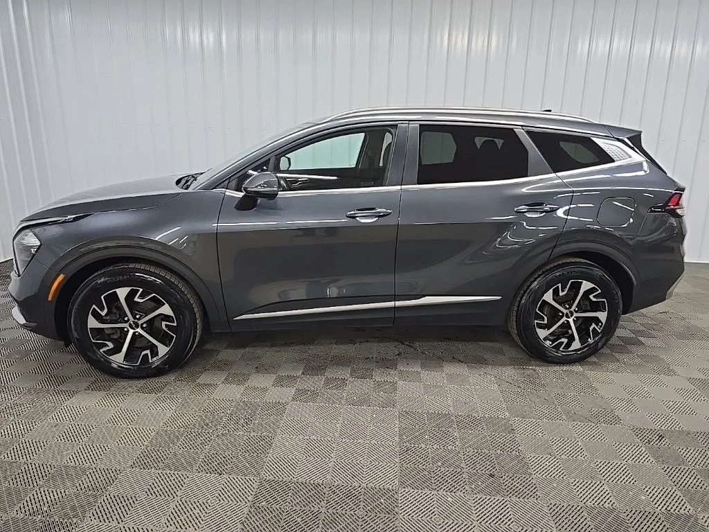 Used 2023 Gray Kia EX image 5