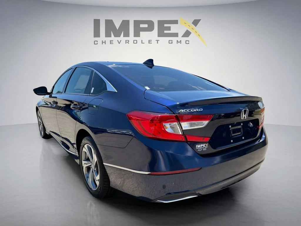 Used 2020  Honda EX-L image 3