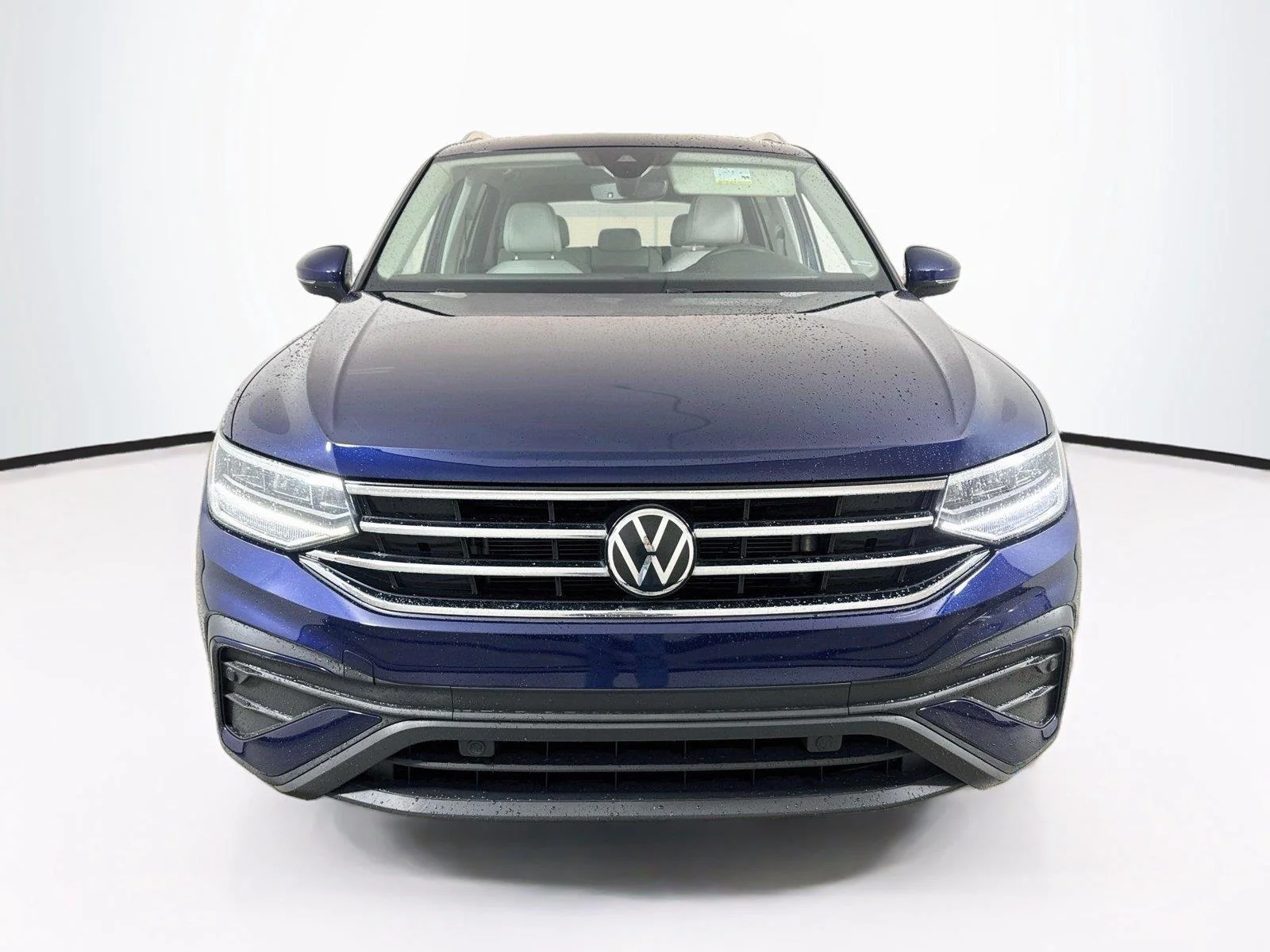 Used 2023 Atlantic Blue Metallic VOLKSWAGEN SE image 4