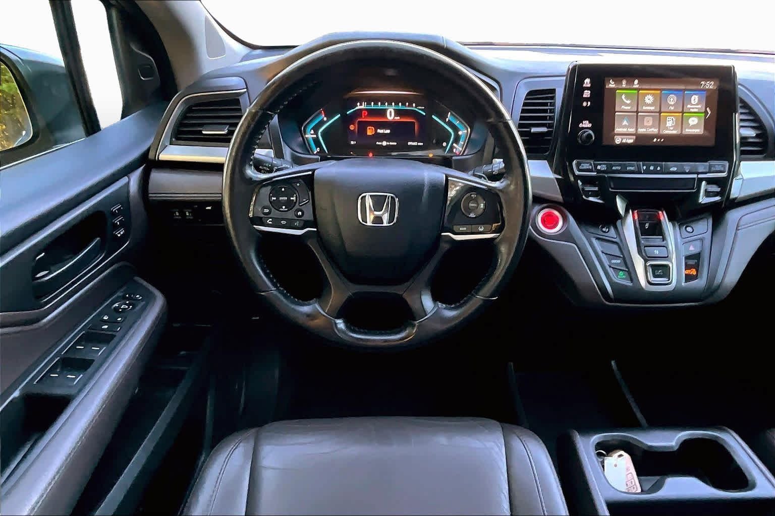Used 2018 Lunar Silver Metallic Honda EX-L image 6