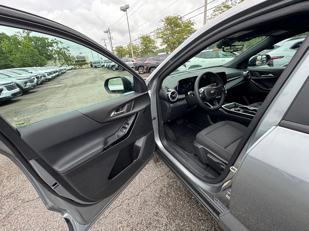 2026 Chevrolet Equinox LT - Photo 10
