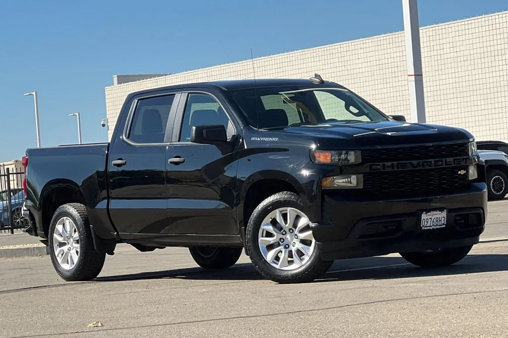 Used 2021 Black Chevrolet Custom image 2