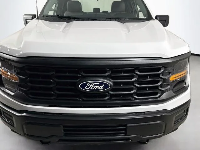 New 2026 Oxford White Ford XL image 31
