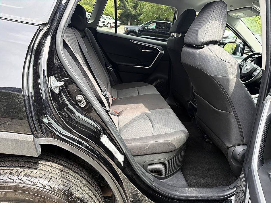 Used 2025 Midnight Black Metallic Toyota Hybrid XLE image 22