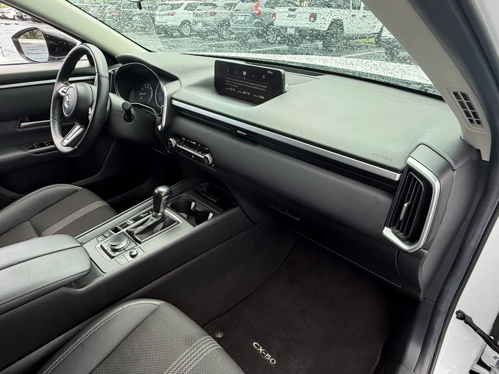 Used 2025 Wind Chill Pearl Mazda 2.5 S Preferred Package image 18