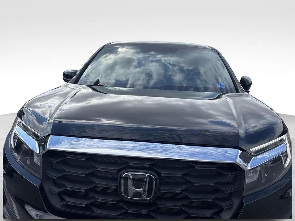 Used 2023 Black Honda EX-L image 4
