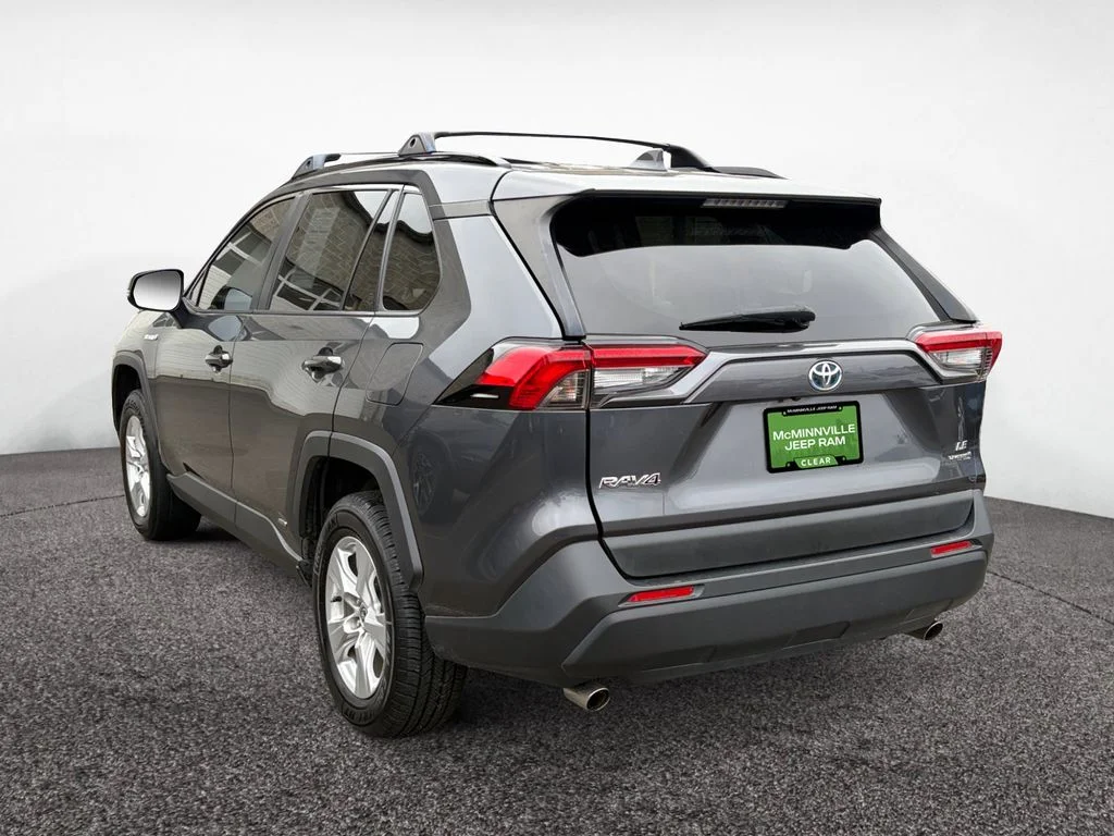 Used 2020 Gray Toyota LE image 3
