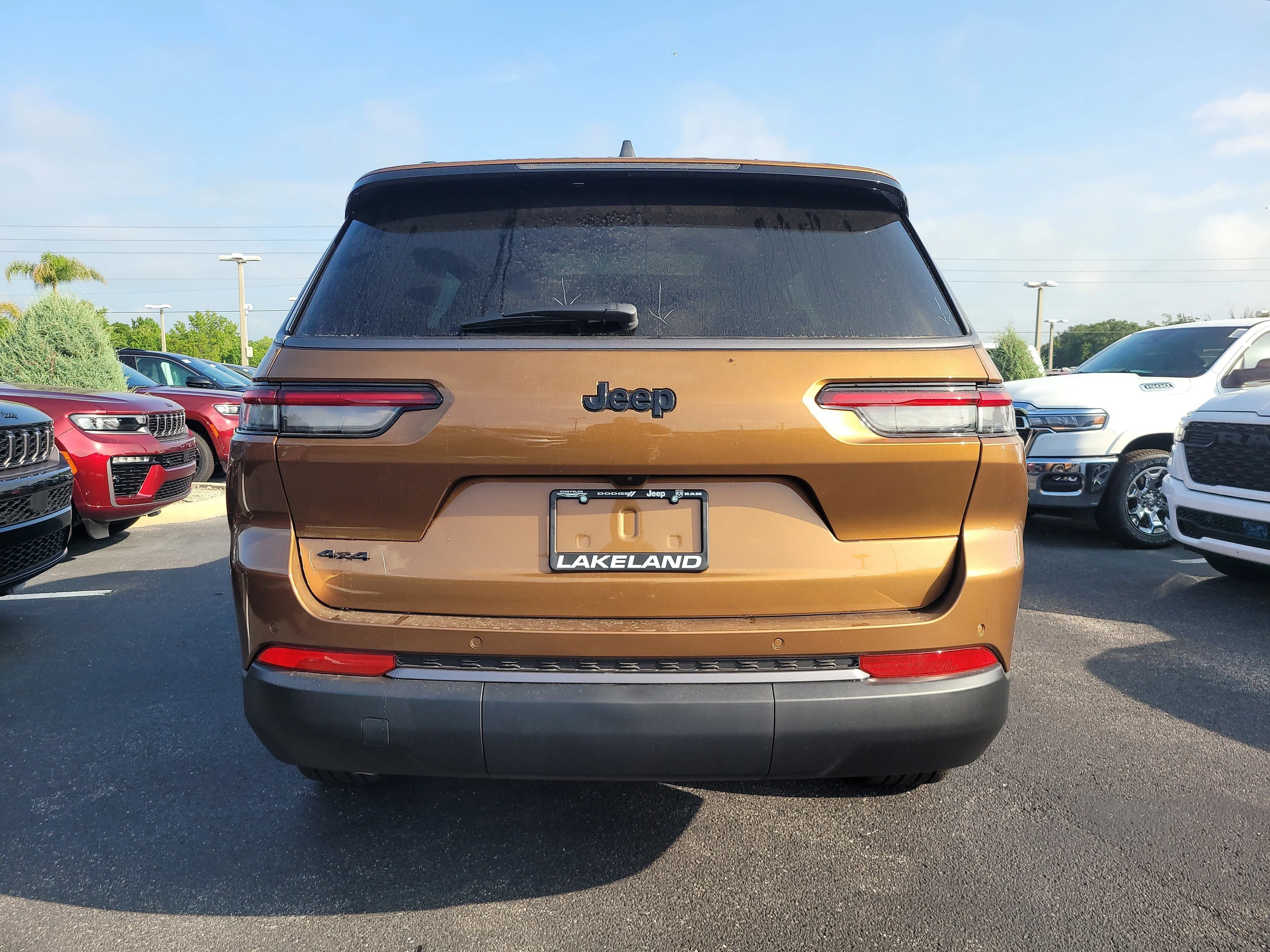 New 2026 Copper Shino Metallic Clearcoat Jeep Limited image 7