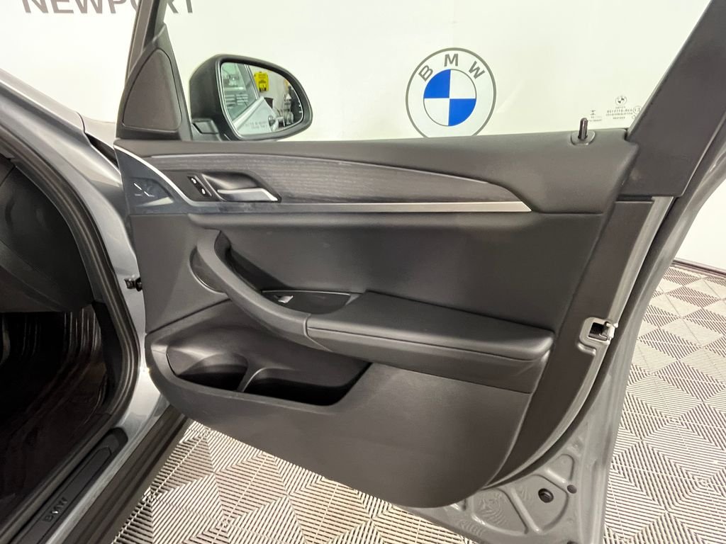 Used 2023 Gray BMW xDrive30i image 21
