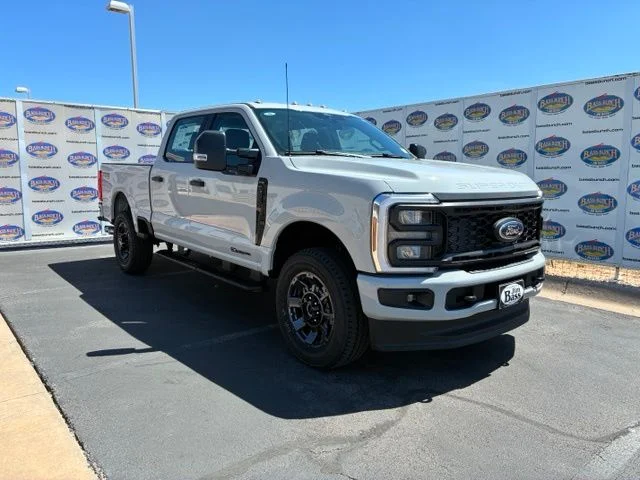 New 2026 Avalanche Ford XL image 2