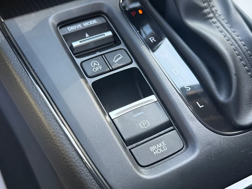 2024 Honda CR-V LX - Photo 42