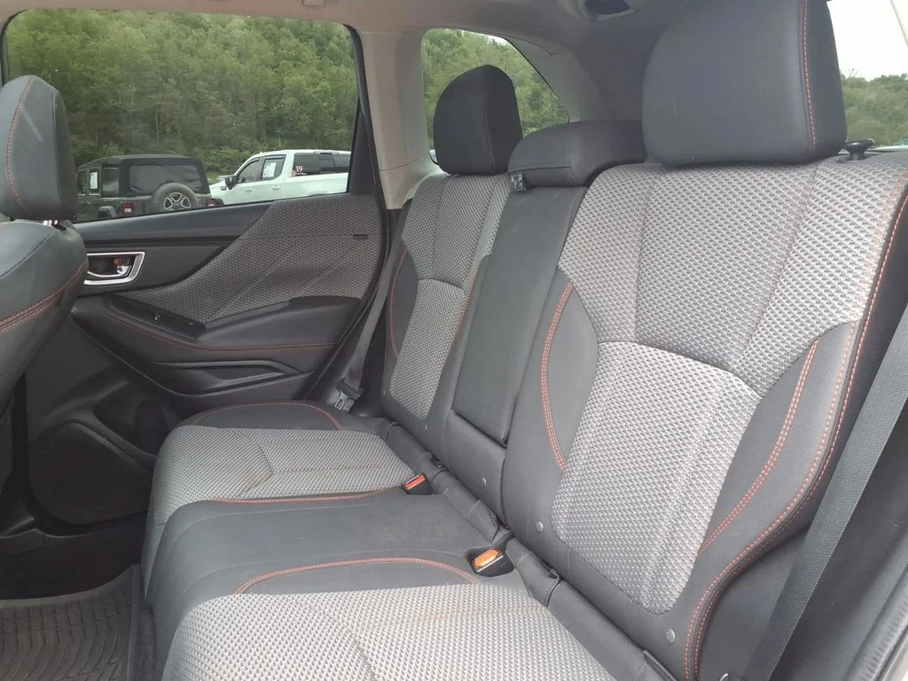Used 2020 Silver Subaru Sport image 11