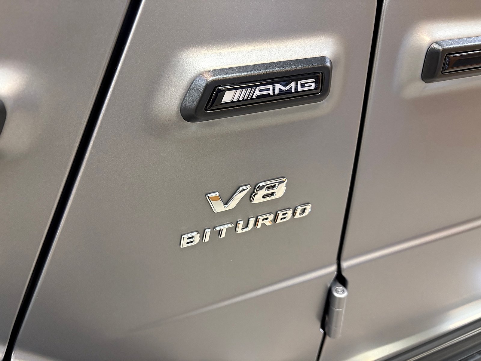 New 2027 MANUFAKTUR Platinum Magno Mercedes-Benz AMG® G 63 image 13