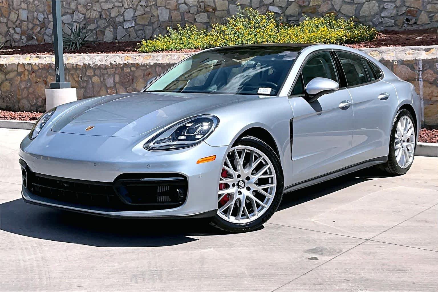 2022 Porsche Panamera 4S
